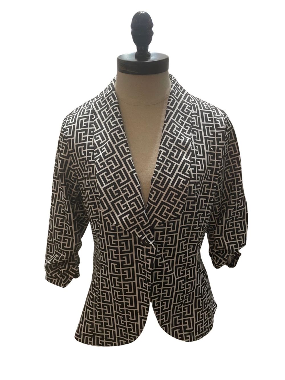Black & White Geometric Print Blazer - Women’s Suit Jacket